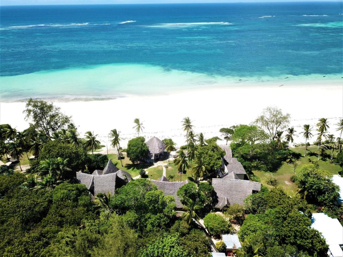 ELEVEN PEARL BOUTIQUE HOTEL SPA DIANI BEACH 4 Kenya from